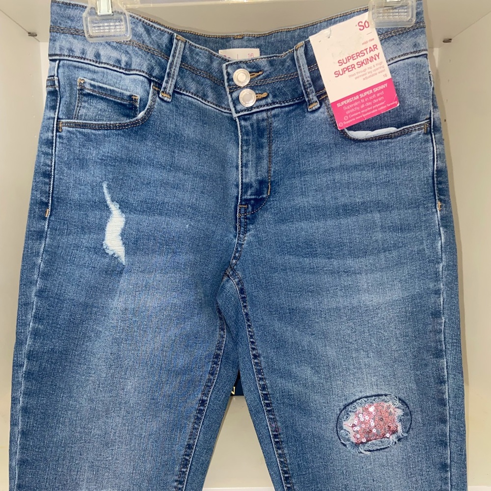 SO Mid rise superstar super skinny, size 16, blue jeans.